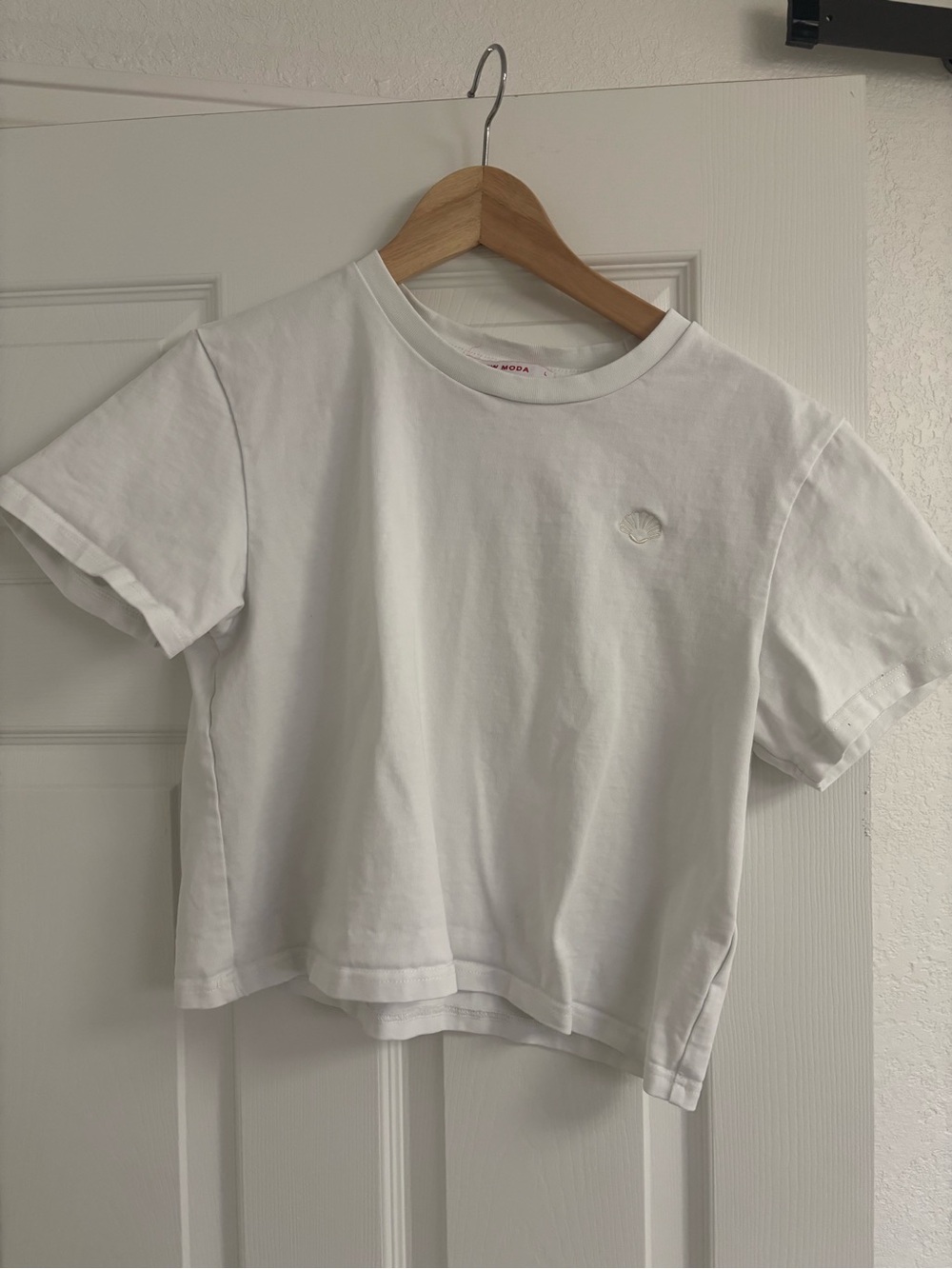 Few Moda seashell cotton tee size L
